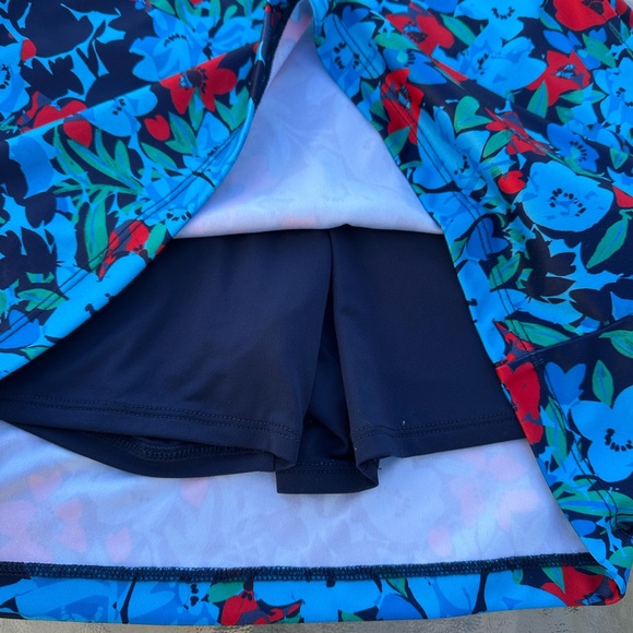 PGA TOUR APPAREL Floral skort size S - Picture 5 of 5